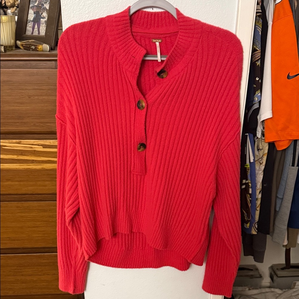 Free people cocoa rib Henley sweater size small